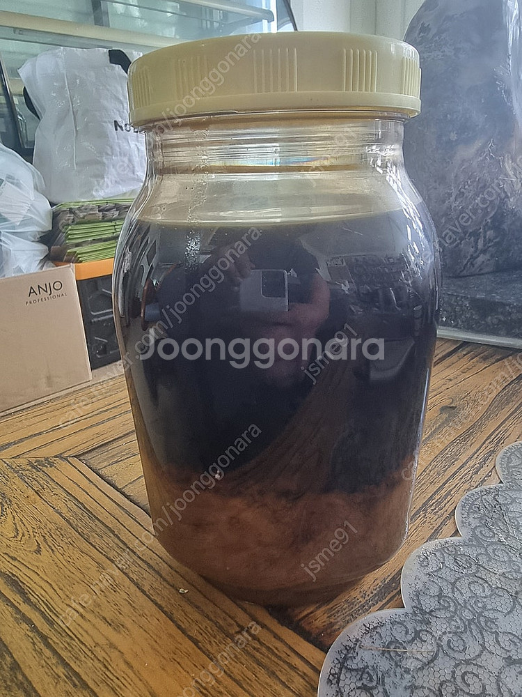 석청꿀 2.4L 15만원에 판매--0