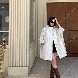 소윰 soyoom 바람막이 판초 이미지