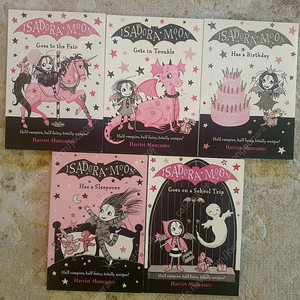 Isadora Moon 이사도라 문 챕터북 5종