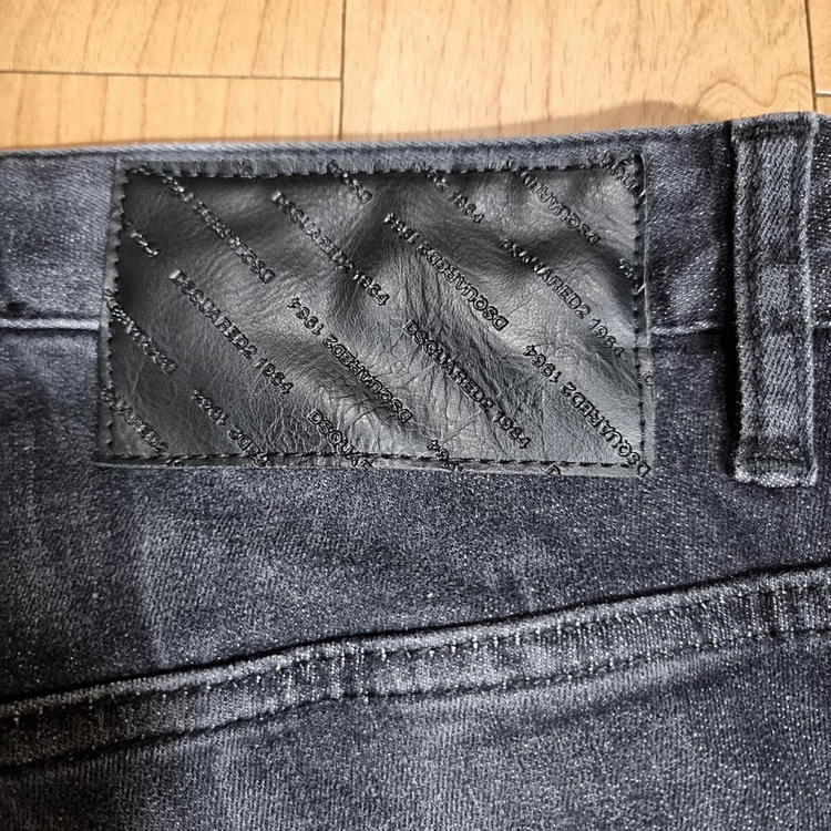 디스퀘어드 빅로고 블랙진 44 42 디퀘2 남성청바지 발망 필립플레인 디젤 돌체앤가바나 디올 생로랑 구찌 명품 데님... 이미지