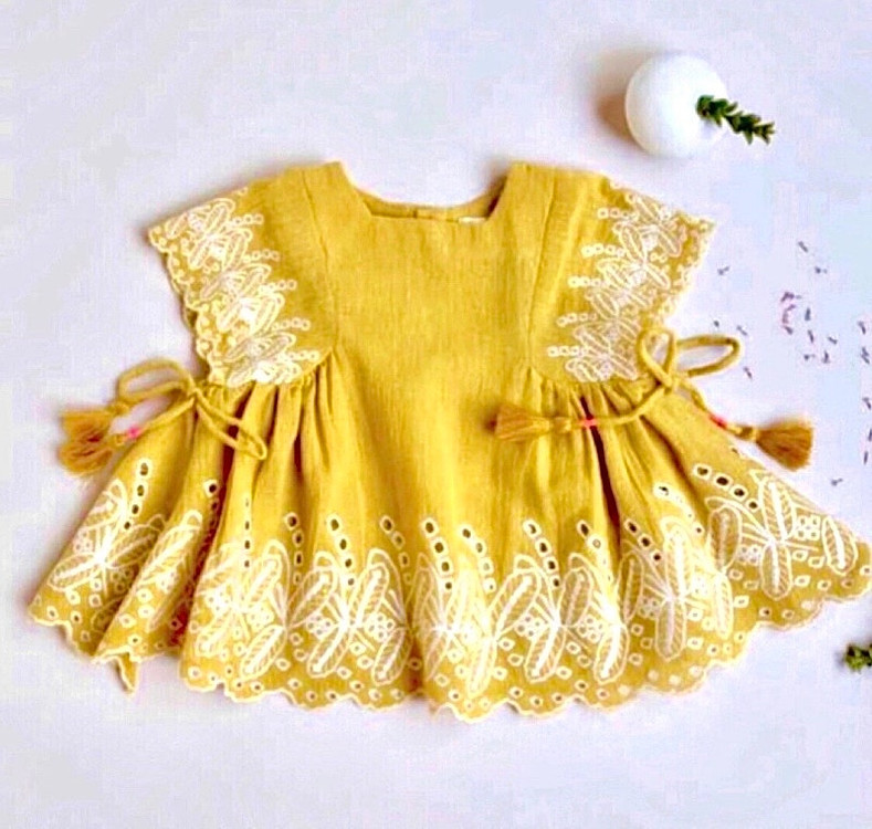 루이스미샤 샤프란 펀칭 자수 레이스 원피스 10y (새상품) 이미지