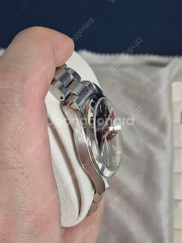 오메가 씨마스터 아쿠아태라 쿼츠 36mm 검판--8