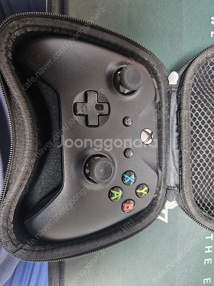 xbox 3세대 패드(블랙) 팝니다--0