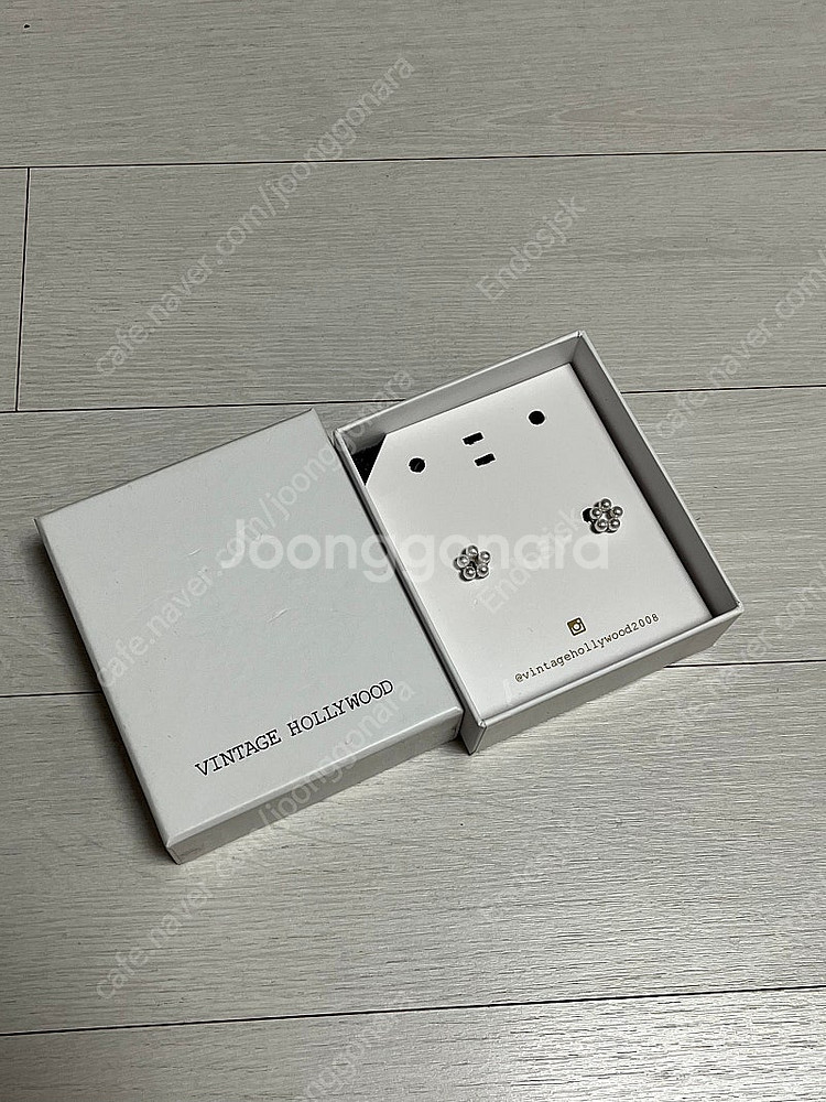 빈티지헐리우드 petit flower earring 진...--2