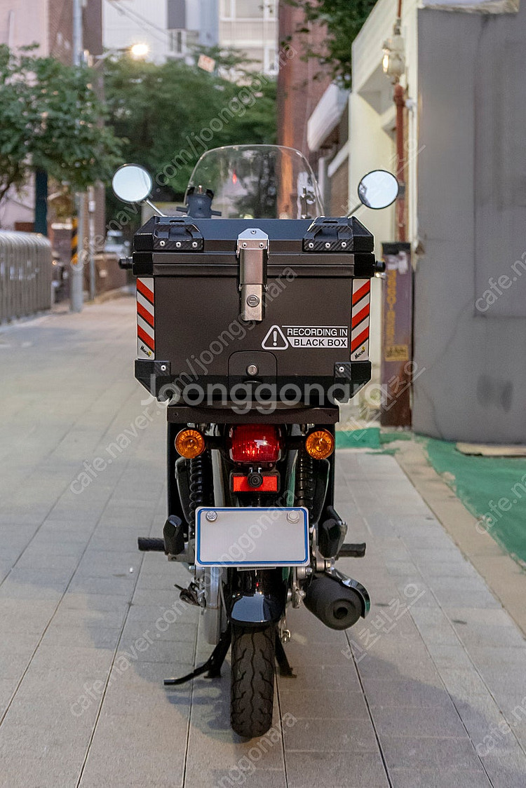 23년식 혼다 슈퍼커브110 검정 6000km 판매--1