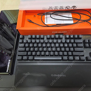 스틸시리즈 APEX PRO TKL (2023) 레피드 트리거 키보드 판매합니다.