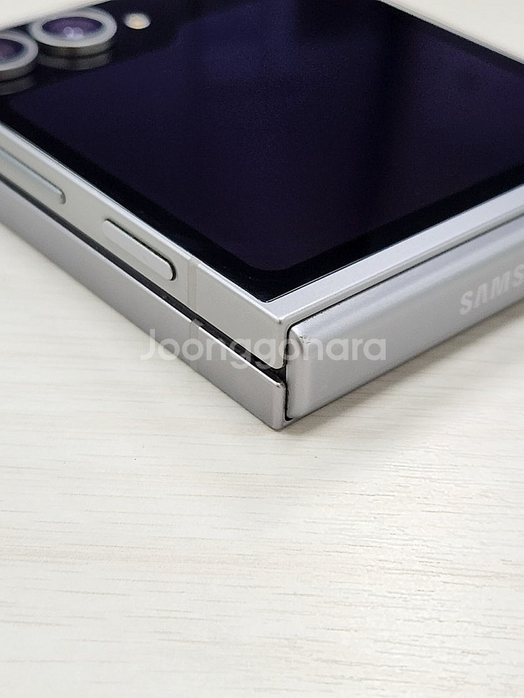 갤럭시 Z플립6 그레이색상 512용량 상태태좋은 무잔상 단말기 52만 판매합니다--7