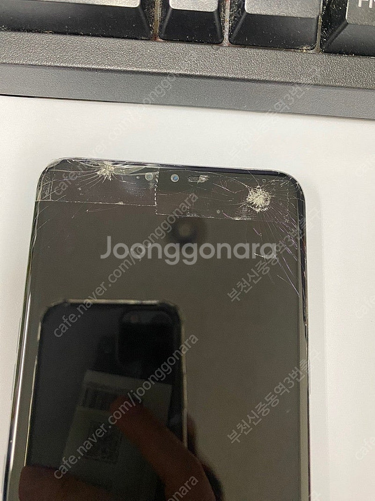 199481 V50 5G 블랙 약간파손 128GB 무잔...--3