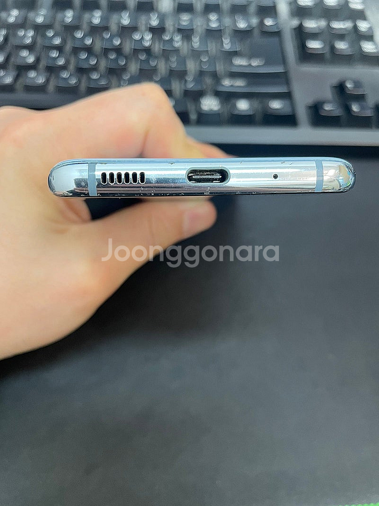 갤럭시S20 블루 128GB 무잔상 상태좋은 중고17만...--5