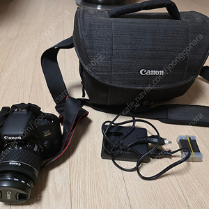 캐논 EOS800D 판매 합니다.