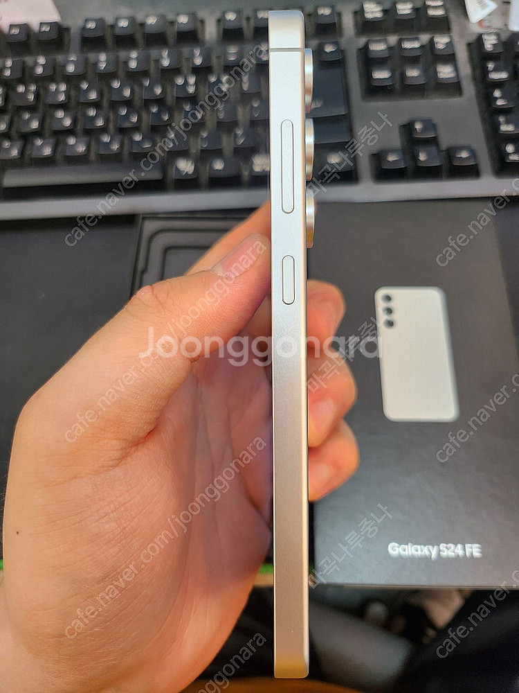 갤럭시S24FE 그레이 256GB 새것같은 중고47만팝...--4