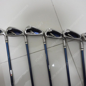 젝시오 아이언 카본 샤프트 MP800(5-P) 혼마 베레스 3스타 드라이버 캐디백 팝니다