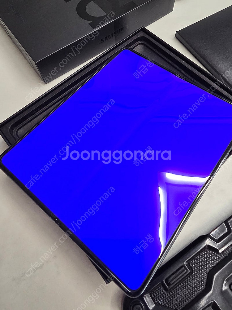 갤럭시 Z 폴드4 자급제 512gb 풀박스 판매합니다--5