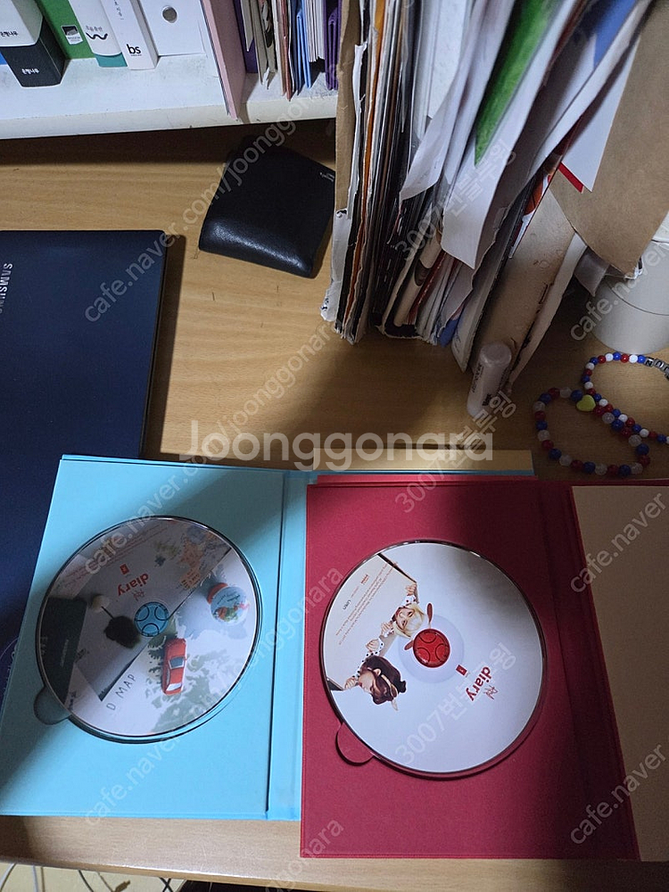 볼빨간사춘기 음반 7장 판매--1