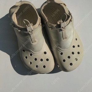 [260] 크록스 x 새티스파이 클래식 클로그 본