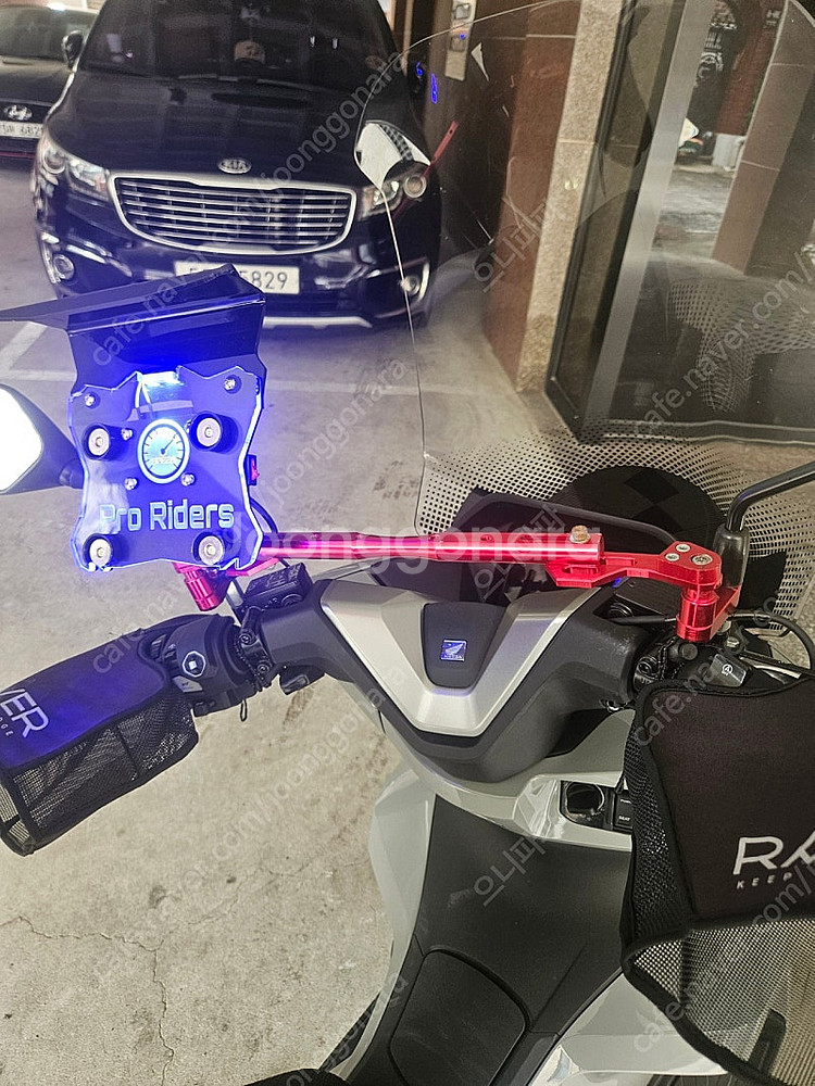 pcx125. 2025년식 4천키로 판매해요--3