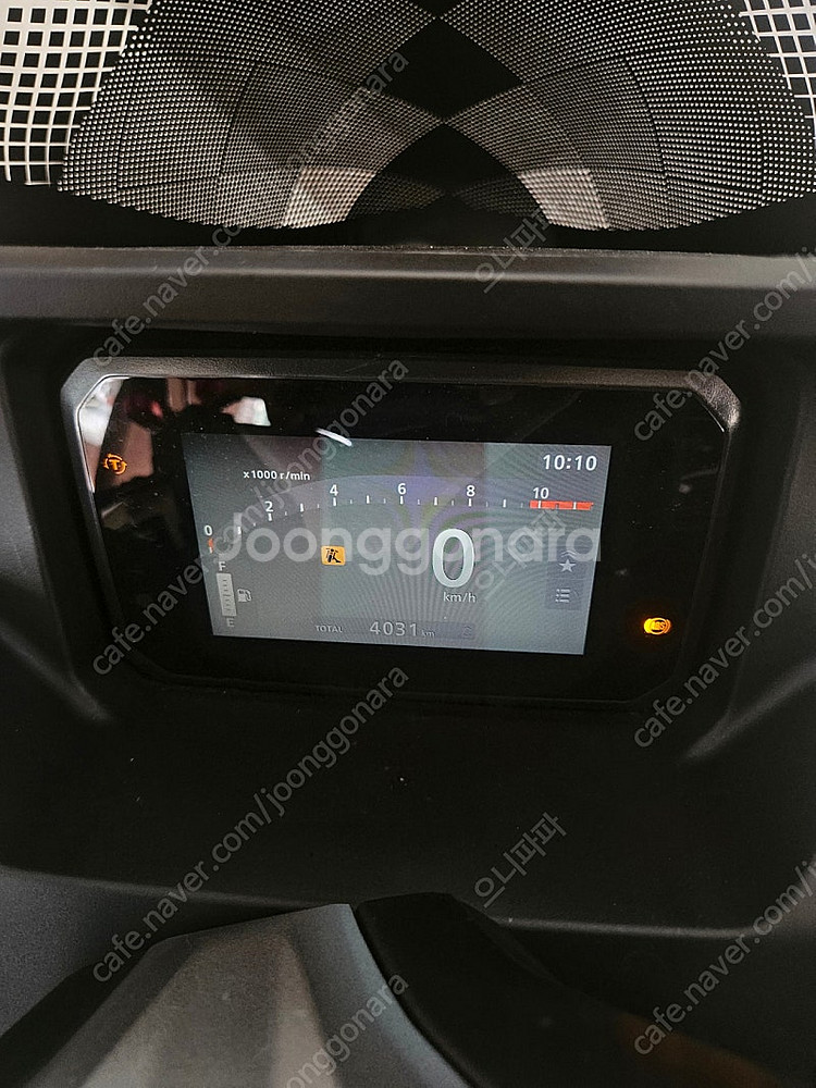 pcx125. 2025년식 4천키로 판매해요--4