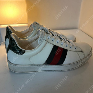 구찌 gucci 스니커즈 신발 팝니다(EU41, 260~265사이즈) 예전 굽 높은버전