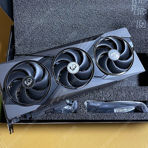 MSI 지포스 RTX 5080 게이밍 트리오 OC D7 16GB 트라이프로져4