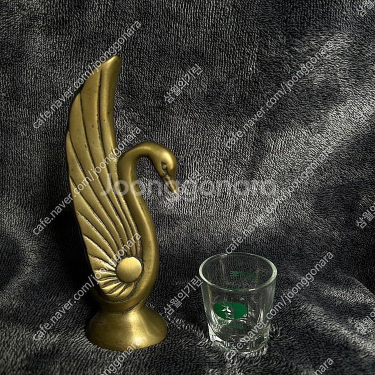 빈티지 황동 신주 브라스 백조 오리 장식품 팝니다--0