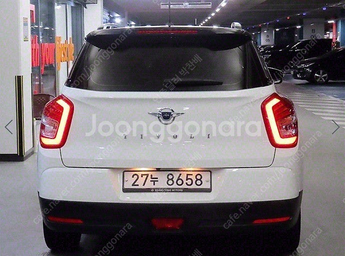 중고차할부 실내전시 완무 보험0원 상태깔끔한중고차--6
