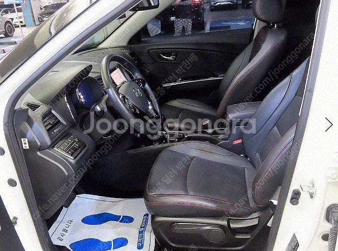 중고차할부 실내전시 완무 보험0원 상태깔끔한중고차--7