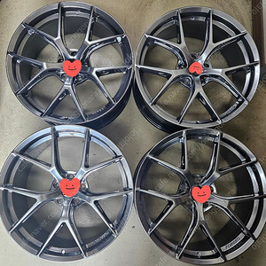 BBS RID버젼스타일 프로포밍경량 F.R 20인치 하이퍼블랙칼라 한세트판매
