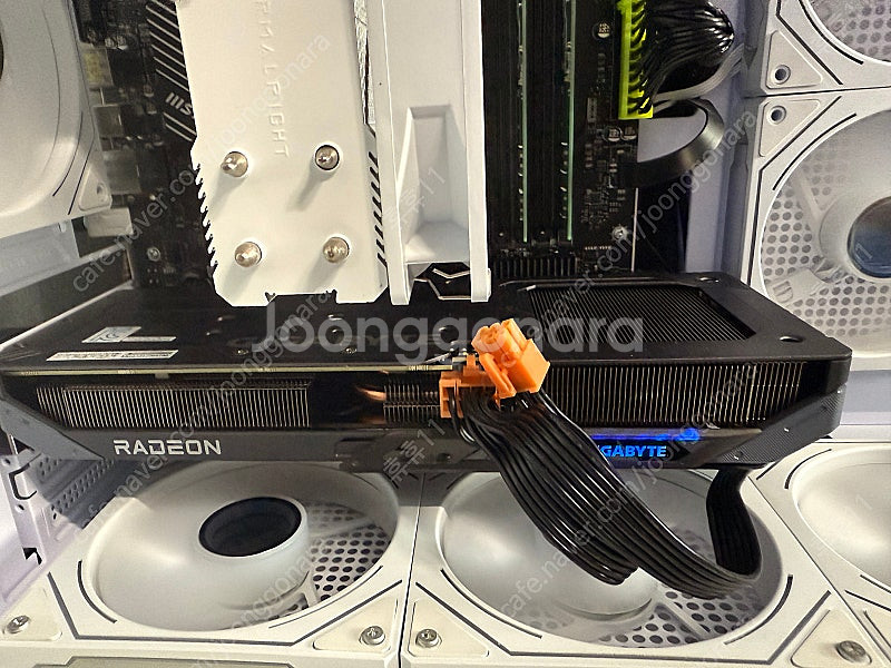 [GIGABYTE] 라데온 RX 9060 XT GAMI...--1