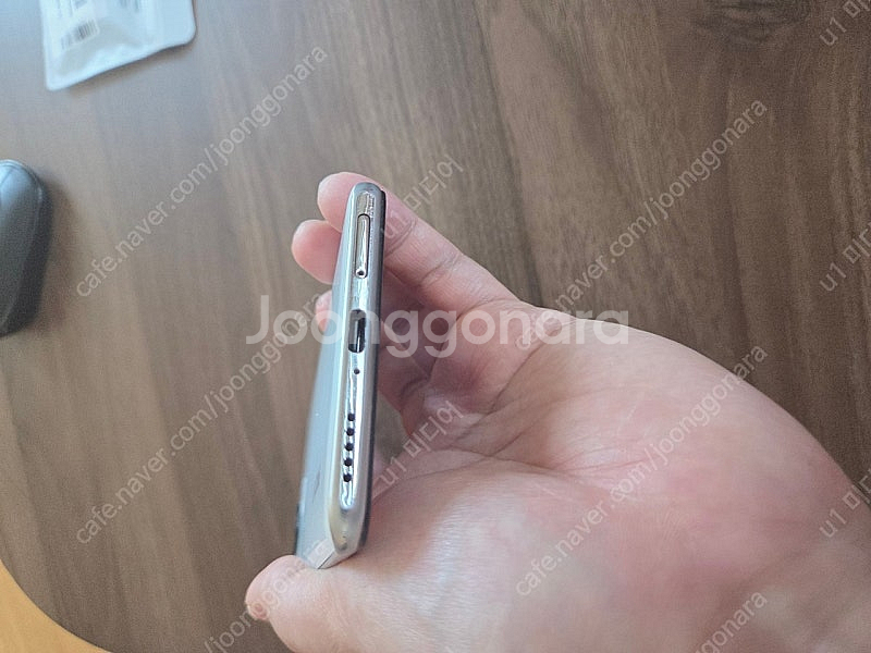 포코폰 F3 ( 256gb롬 + 8gb 램)--4