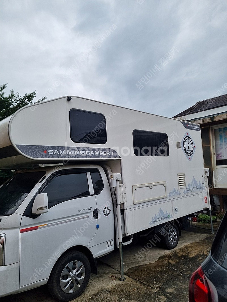 캠핑카 트럭캠퍼 농막--1