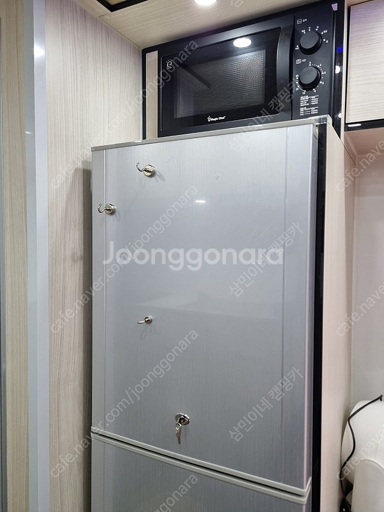 캠핑카 트럭캠퍼 농막--6