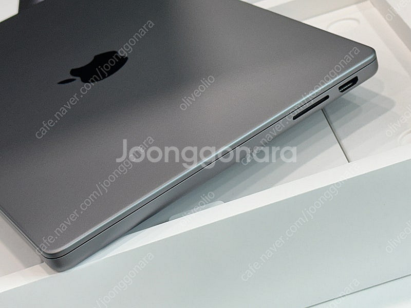 맥북 프로 14 M3 16GB RAM 1TB SSD--2