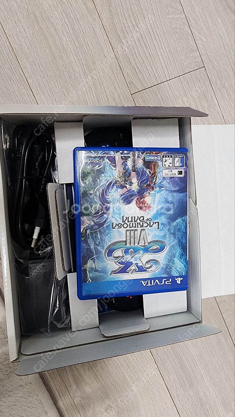 ps vita 2세대 블랙과 이스8 판매합니다.--0