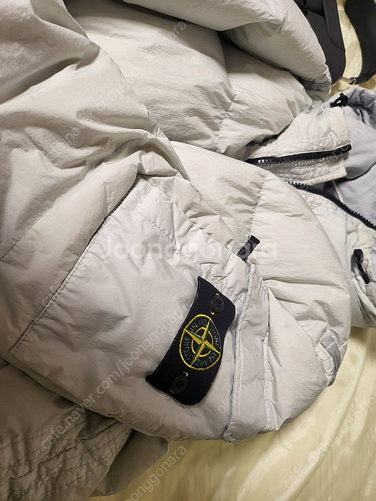 [L] 22FW 스톤아일랜드 크링클랩스 후드 패딩--0