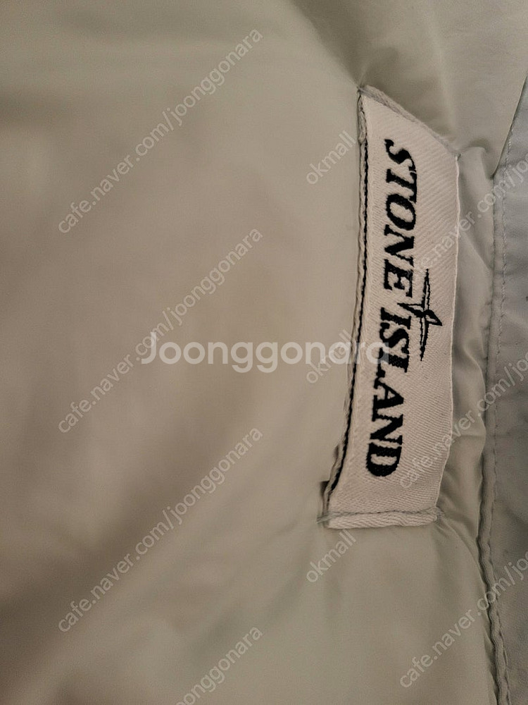 [L] 22FW 스톤아일랜드 크링클랩스 후드 패딩--1