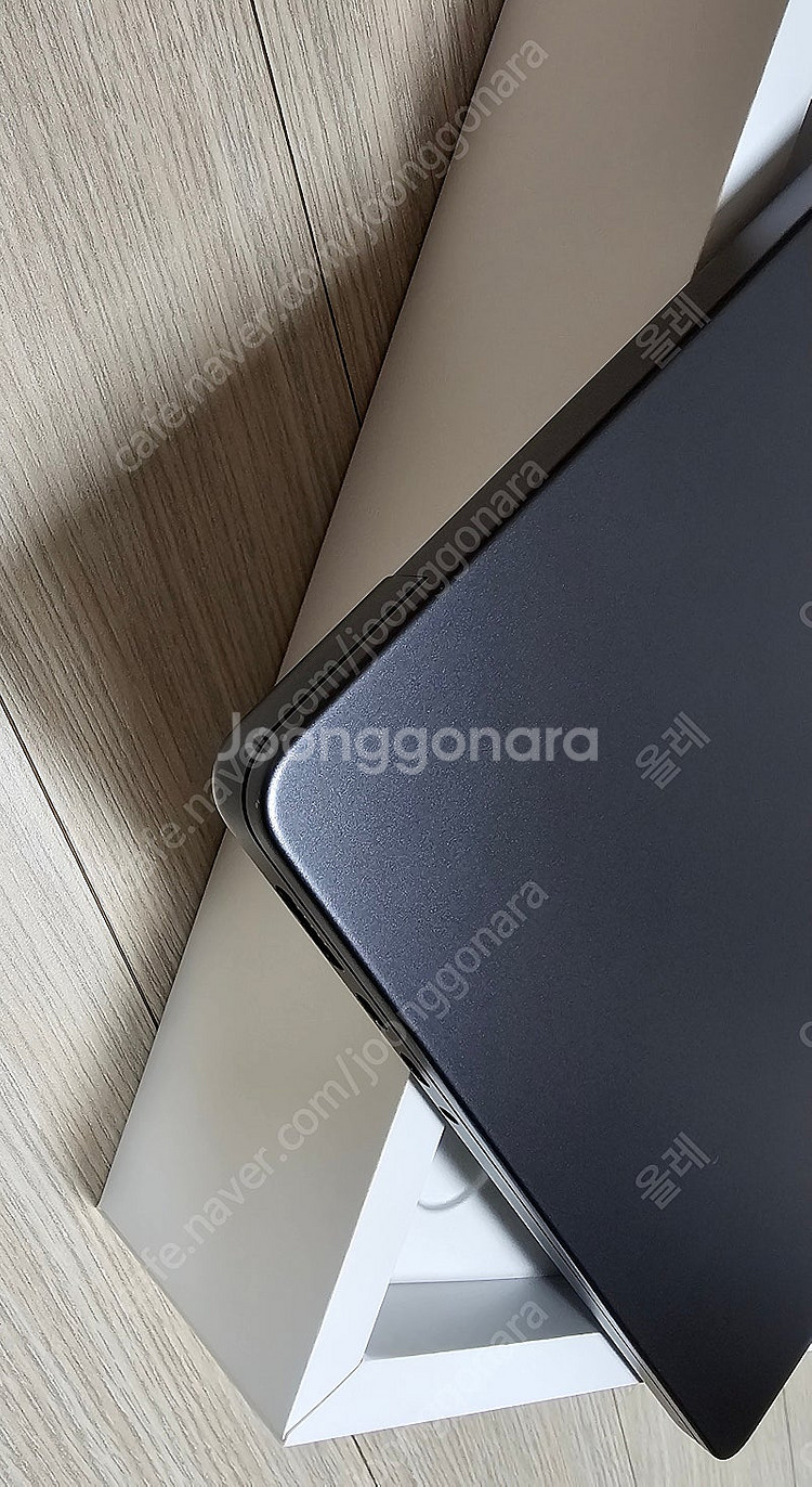 맥북 프로 M3 pro 18gb 14인치 99% / m...--3