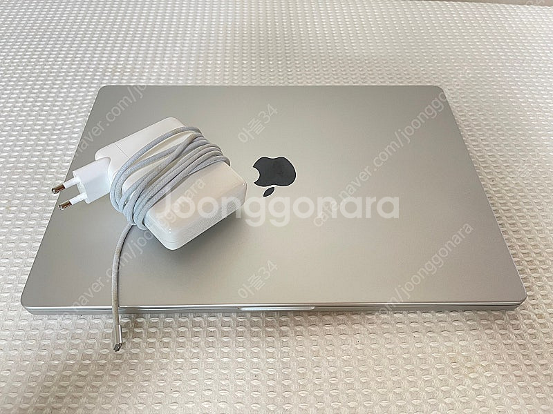 맥북 프로 16 M1 Pro 2021년형 판매합니다--1