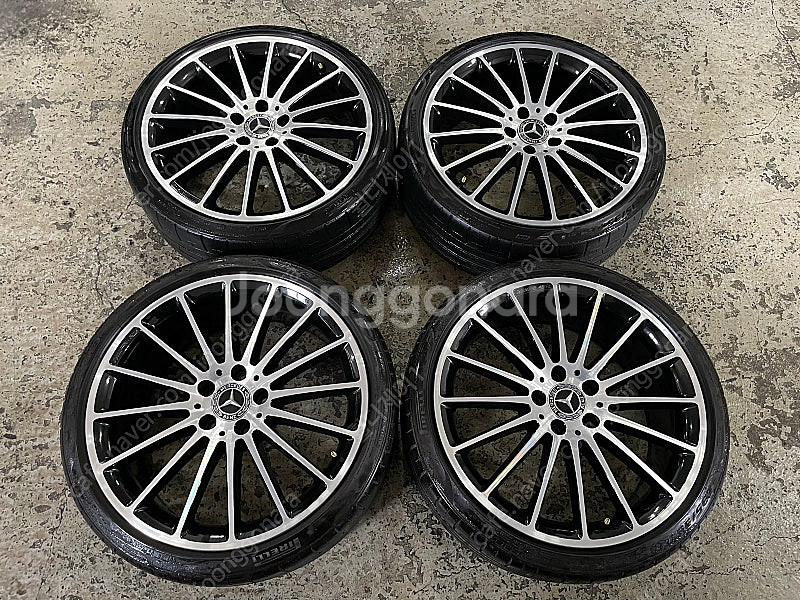 [판매]벤츠 A45AMG 마차 19인치 휠타이어--0