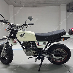 Honda ape100(xz100) 판매합니다.