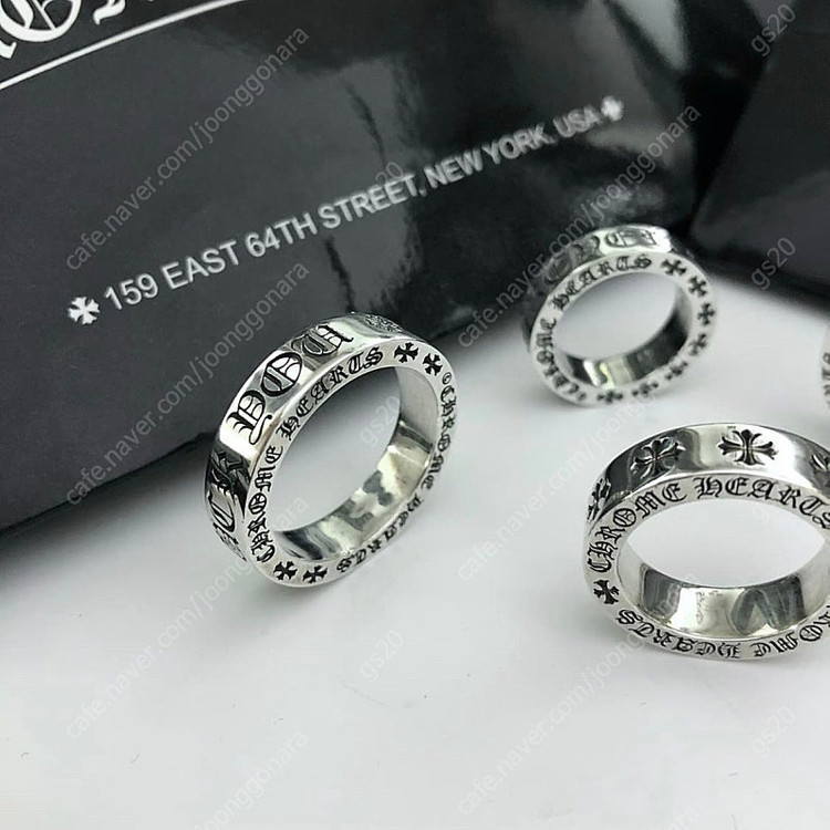 정품 크롬하츠 포에버링 퍽유링 새상품급--4