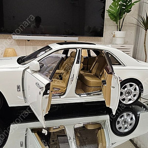 1:18 kyosho Rolls-Royce Ghost White