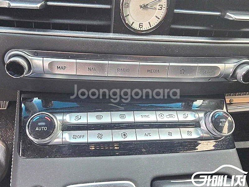 제네시스 G90 3.3 T AWD 중고 G90 3.3 ...--4