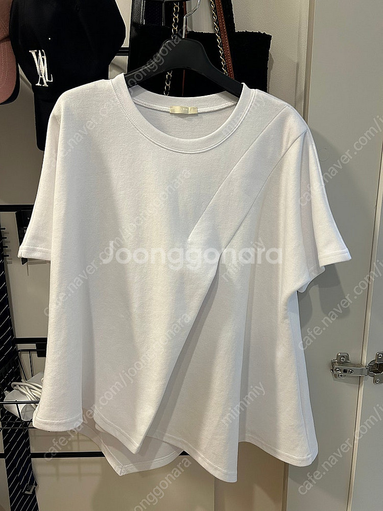 (새상품) 아뜨와 플릿츠 셔츠 티셔츠--2