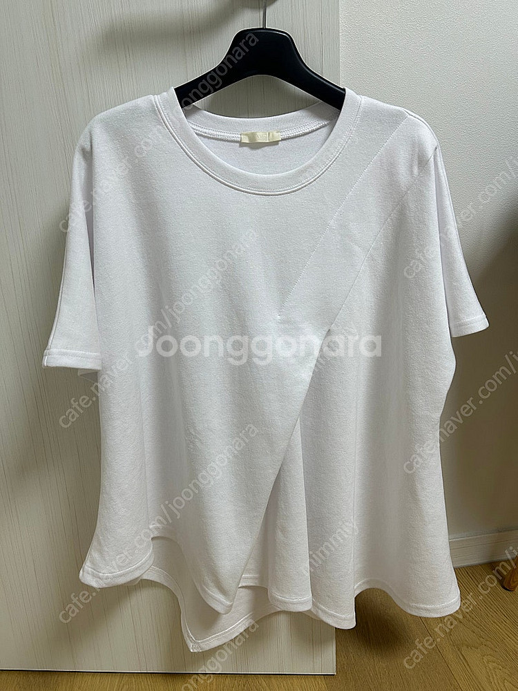 (새상품) 아뜨와 플릿츠 셔츠 티셔츠--3