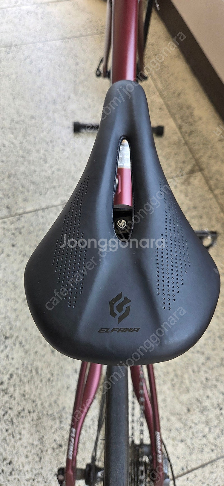 엘파마 에포카 E2000 로드자전거 마룬 실버 색상 판...--7