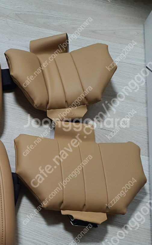 카디즈 브라운 헤드쿠션1쌍 팝니다.--0