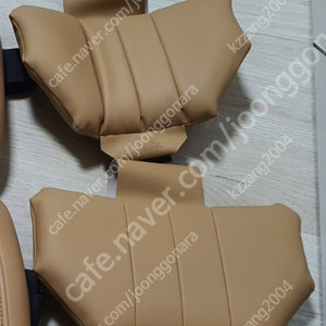 카디즈 브라운 헤드쿠션1쌍 팝니다.