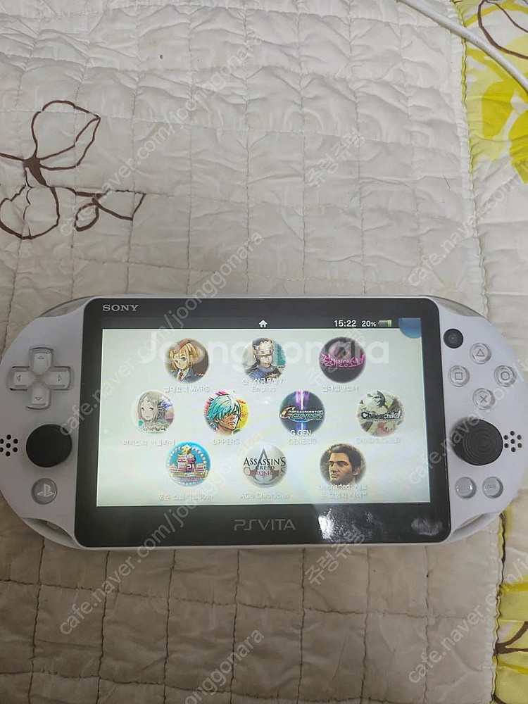 psvita 256g 화이트 팝니다--5