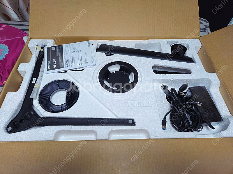 삼성 G6 오디세이 S32BG650 팝니다.--0