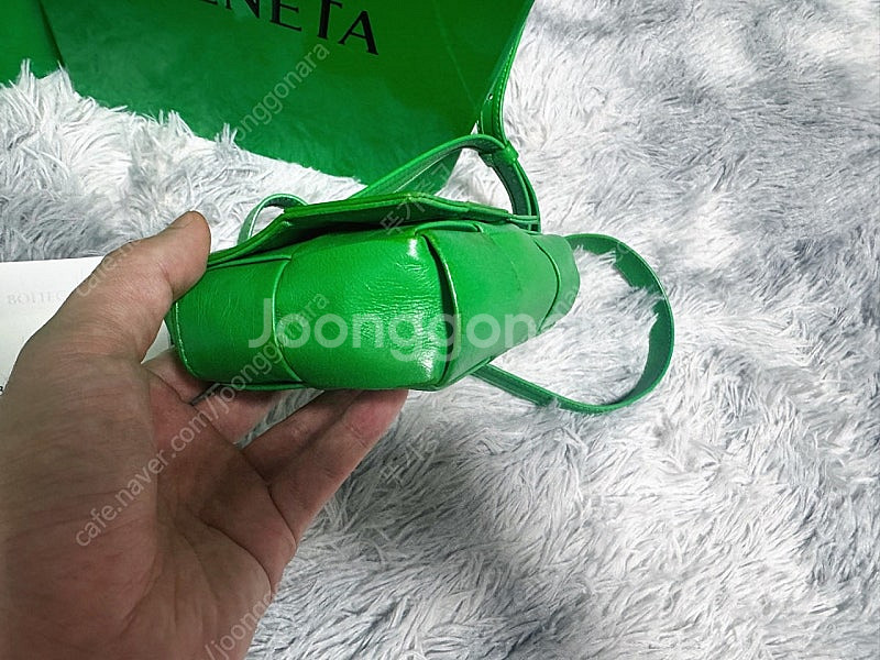 보테가 베네타 카세트백 미니 그린(정품 보증서 있음)--2